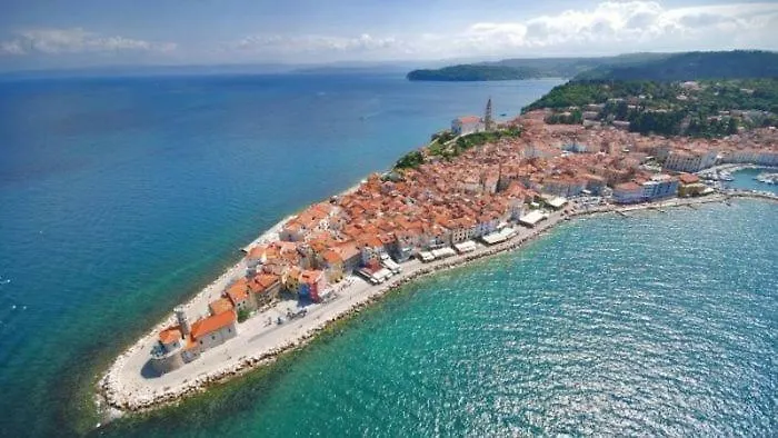 Floating Sea House Botel Portorož