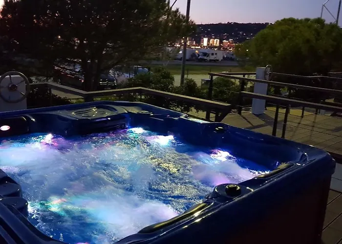 Botel Floating Sea House Portorož